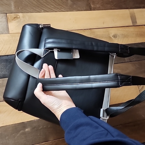 Disney Skinnydip London Steamboat Willie (Mickey) Faux Leather Backpack - NWT - Picture 4 of 7